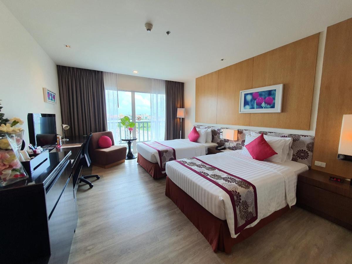 Amaranth Suvarnabhumi Hotel Bangkok Luaran gambar Deluxe Room